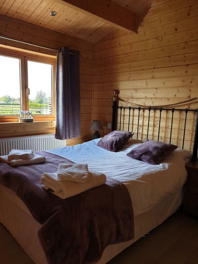Ruth'S Retreat Country Retreat With Private Hot Tub Villa Shrewsbury Dış mekan fotoğraf